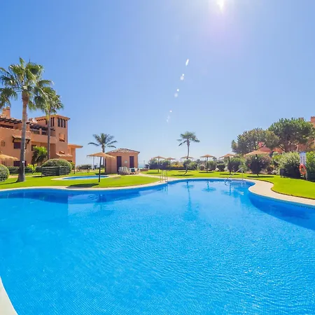 Cubo's Marbella Golf & Parking * Ojen
