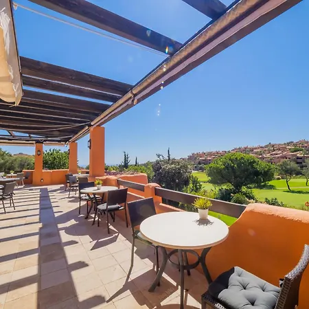 Apartment Cubo's Marbella Golf & Parking Ojen