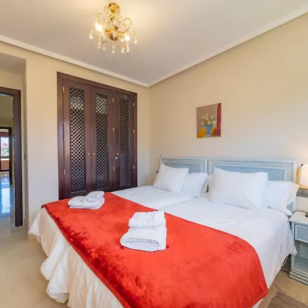 Cubo's Marbella Golf & Parking Ojen