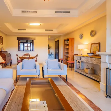דירה Cubo's Marbella Golf & Parking *