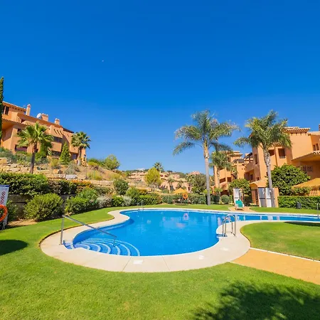 Cubo's Marbella Golf & Parking * Ojén
