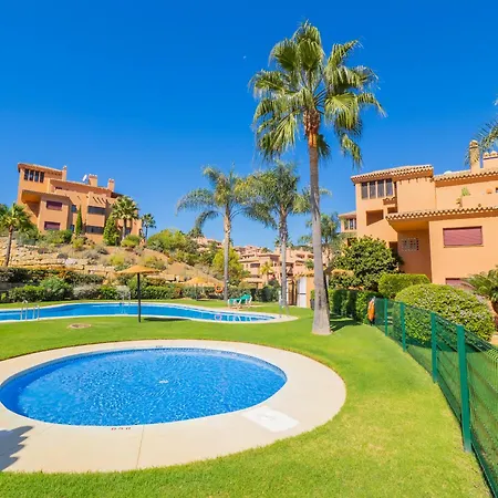 דירה Cubo's Marbella Golf & Parking
